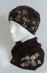 Шапка женская "Трикотажные цветы"