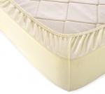 Простынь трикотажная на резинке.