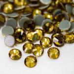 Стразы  термоклеевые.