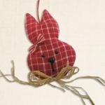 64595345 подвеска "Зайчик" ткань красный 11cm 1/уп