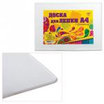 Доска для лепки А4, 280х200 мм, ПЧЕЛКА, белая, с бортиком, ДЛ-04