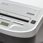 Уничтожитель (шредер) BRAUBERG S22-S, до 10 чел, 2 ур. секр., полоски 4мм, 22 листа, 35л, CD, 531773