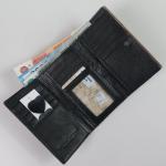 Женский кошелек