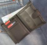 Мужской кошелек