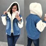 Джинсовка с белым мехом на рукавах и капюшоне LE