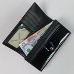 Женский кошелек