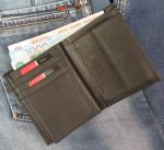 Мужской кошелек