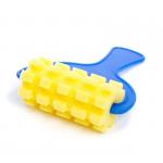 Валик фигурный, поролон, 70мм, пл/ручка, квадраты