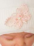 Шапочка теплая с розовыми помпонами и бабочками