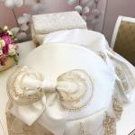 Люлька-переноска для новорожденного "Роскошь" (молочная с золотым кружевом, стразами, бантом)