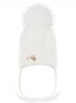 Шапочка теплая с белым помпоном из песца и брошкой