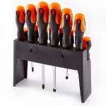 Набор отверток 18 предметов Кузьмич И-032/18 на подставке