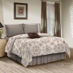 Комплект простыня 1.5 сп + 1 нав. 70/70 поплин 4617 основа