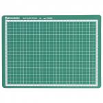 Коврик (мат) для резки BRAUBERG 3-слойный, А4 (300х220мм), двусторонний, толщина 3мм, зеленый,236905