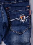 Джинсы для мальчика, на заднем кармане нашивка А, темно-синий