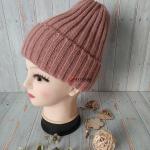 Женская шапка, утепленная флисом.