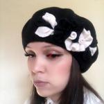 Берет женский.