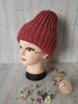 Женская шапка, утепленная флисом.