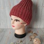 Женская шапка, утепленная флисом.