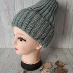 Женская шапка, утепленная флисом.