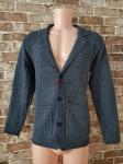 Вязаный пиджак  с карманами.