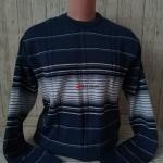 Джемпер мужской (тонкой вязки).