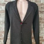 Вязаный пиджак.