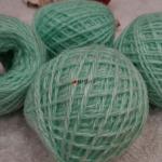 Пряжа для ручной вязки в клубках.