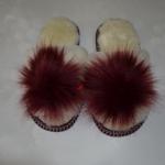 Домашние тапочки из натурального меха.