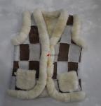 Детский жилет из натуральной овчины .