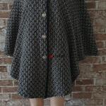 Оригинальное вязаное пончо