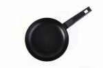 Сковорода с антипригарным покрытием  и и ручкой soft-touch, 22см