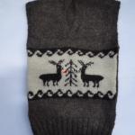 Шерстяная безрукавка из натуральной овечьей шерсти без добавлении красителей.