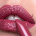 ГУБНАЯ ПОМАДА FULL SATIN NUDE LIPSTICK 050 Full Of Boldness