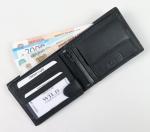 Мужской кошелек