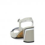 Босоножки женские