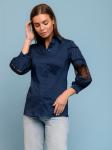 Блуза темно-синяя с объемными рукавами и кружевной вставкой