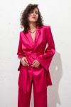 Атласный жакет удлиненного кроя в оттенке розовой фуксии TOPTOP STUDIO