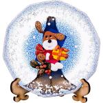 135-5252 ТАРЕЛКА СТЕКЛЯННАЯ ДЕКОРАТИВНАЯ НА ПОДСТАВКЕ ДИАМЕТР 150. РИСУНОК: СИМВОЛ ГОДА: СОБАКА С ПОДАРКОМ НА