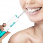 Ирригатор для полости рта Kitfort КТ-2916-1 бело-бирюзовый