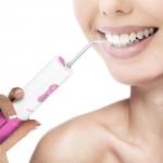 Ирригатор для полости рта Kitfort КТ-2916-3 бело-розовый