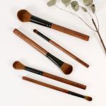 Кисти из коричневого темного таклона