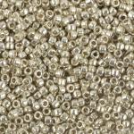 Бисер Япония "TOHO" 11/0   круглый 4   2.2 мм  5 х  5 г
