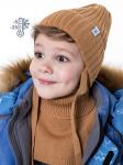 Комплект шапка и манишка для мальчика