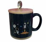 Кружка керамическая с крышкой и ложкой космонавт