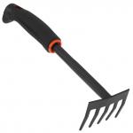 "Грач" Грабли прямые 5 зубые, 29,5х8,5х7см, сталь А3, окрашенная, цвет - черный матовый, эргономичная пластмассовая ручка с ПВХ, с отверстием для подвешивания, цвет - черный (Китай)