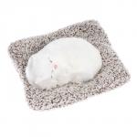 Игрушка на панель авто, кошечка на подушке, белый окрас