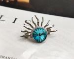 Брошь с кристаллами Swarovski