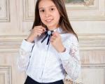 Блузка для девочки с брошью SP008. 1 Белый