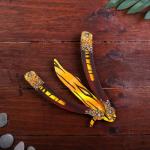 Сувенир деревянный «Нож бабочка, жёлтые линии»